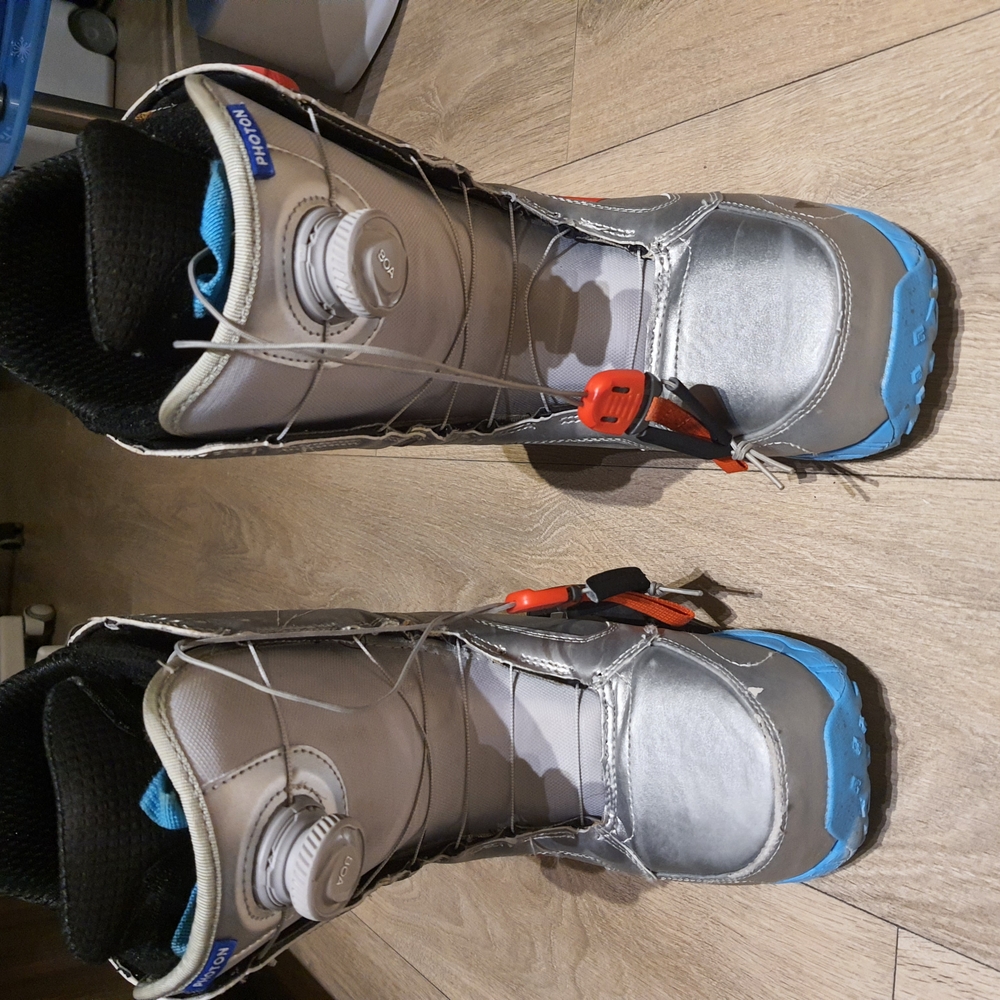 Silver and Blue Men's Snowboard Boots